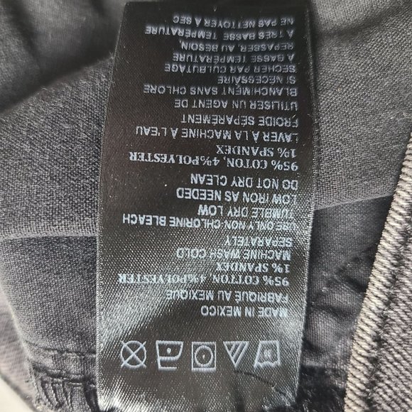 BDG Denim Tom Girl Mid Rise Frayed Hem Distressed Jean Shorts Size 28 - Picture 9 of 13